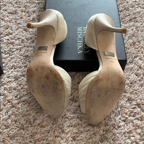 Badgley Mischka Pearson Pumps, sz 8 1/2 - Picture 6 of 8